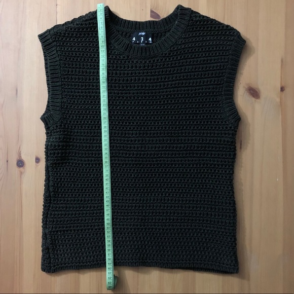 🐍Dark Green Sweater Vest🍏✨ - Picture 9 of 9